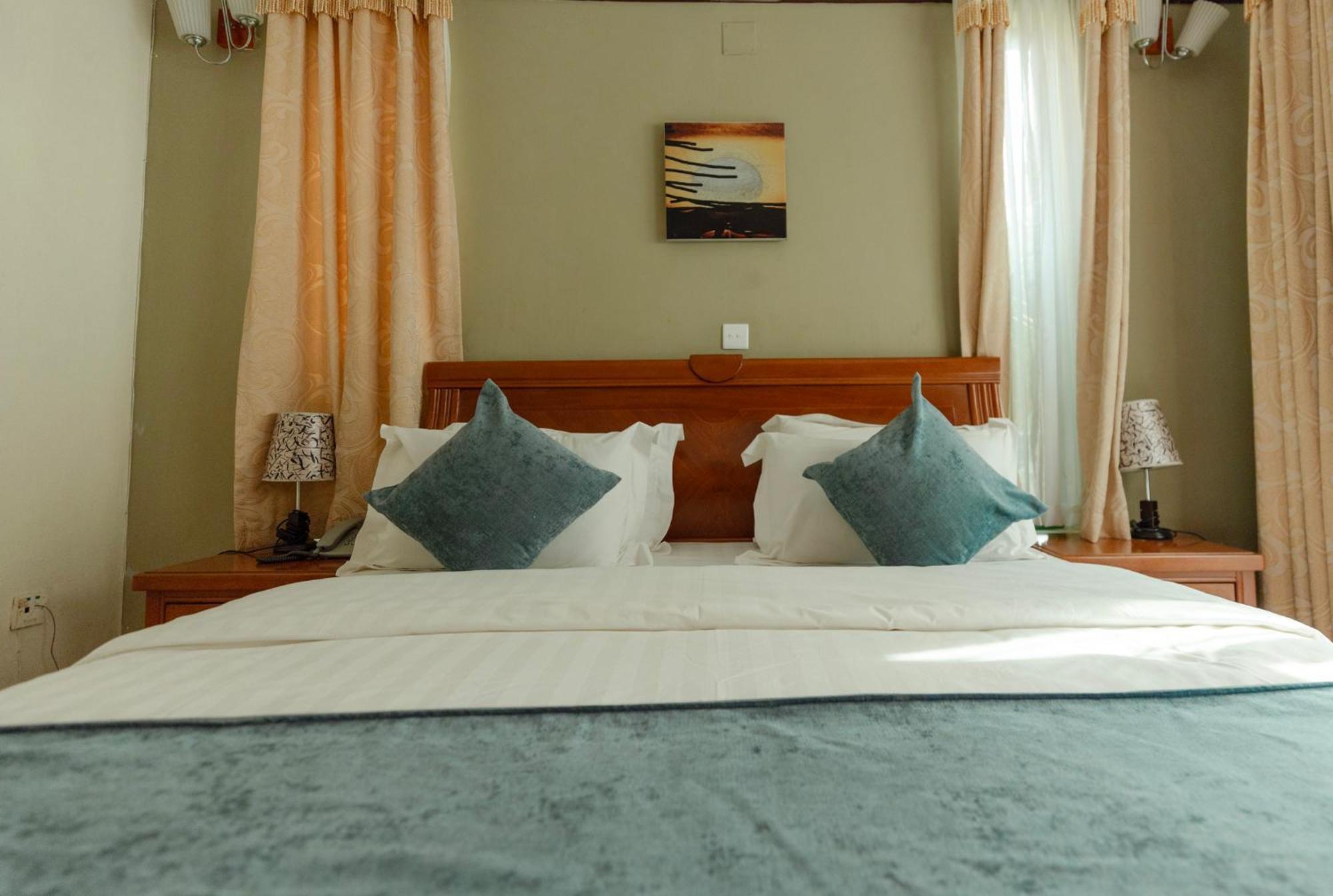 Highlands Suites Hotel And Apartments Kigali Extérieur photo
